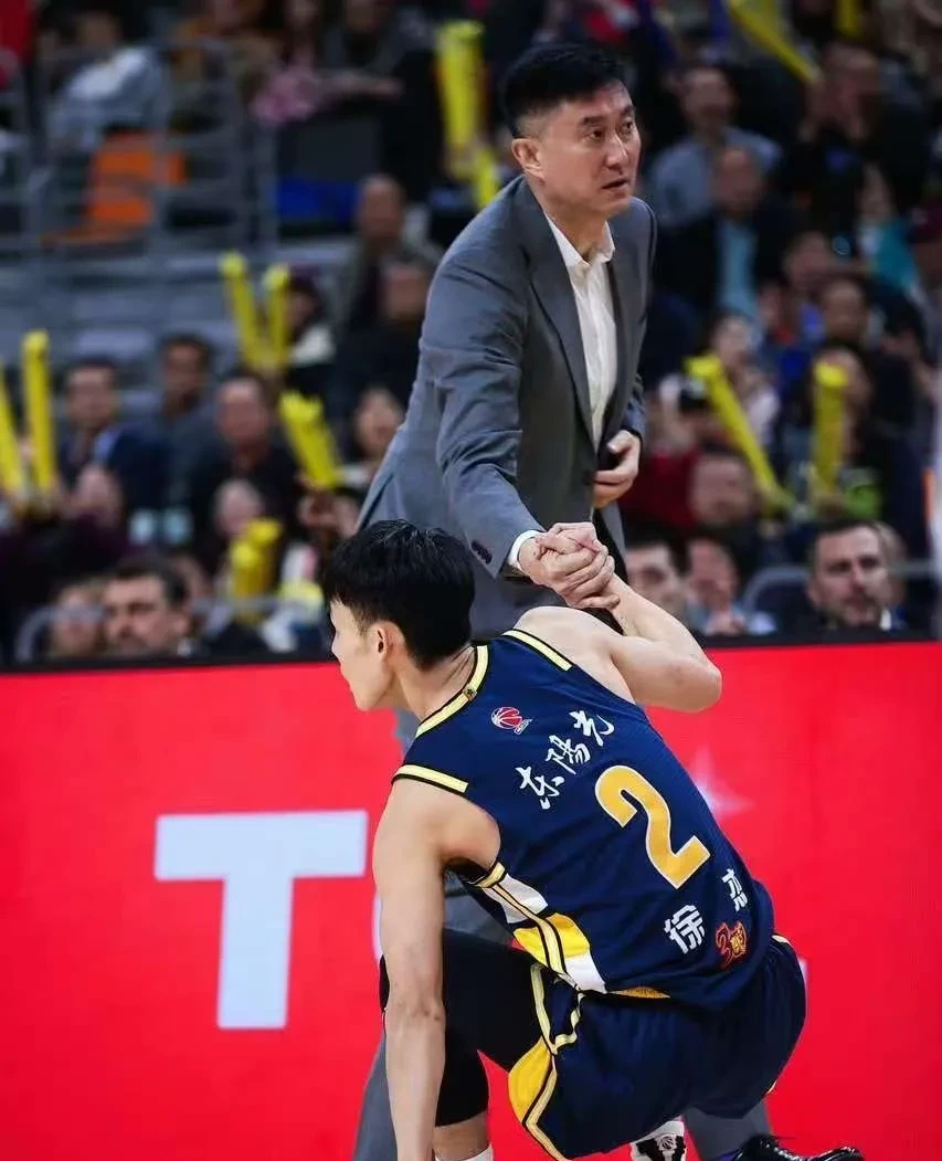 广东宏远赛前回应争议，志在全明星赛名次提升，底气十足，高层口径保持一致